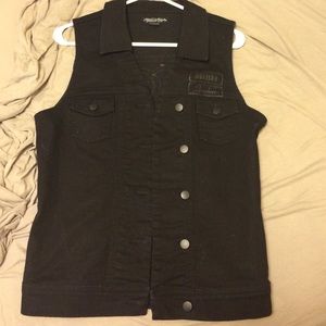 Metal mulisha vest