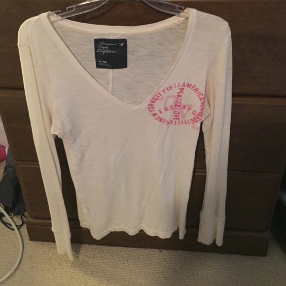 American Eagle Long Sleeve tee!