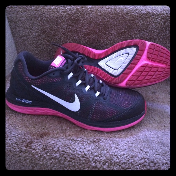 Nike Dual Fusion Run 3