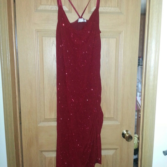 Dress - Picture 2 of 2