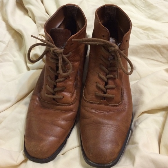 Lauren Rogers Collection Leather Ankle boots