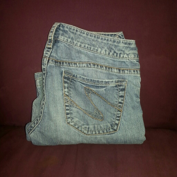 Silver jeans!! Offer up!! - Picture 1 of 3