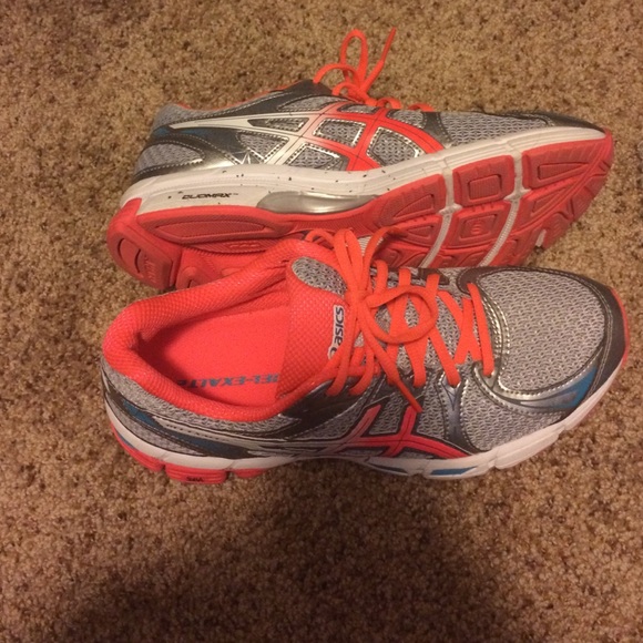 gel- exalt 2 asic shoes