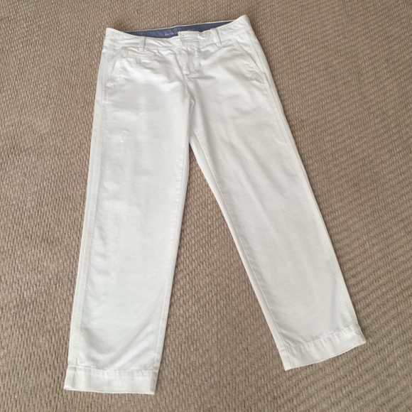 Banana Republic boyfriend cropped chinos