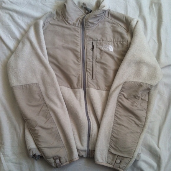 Beige/White NorthFace Fleece