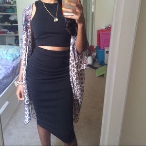 ✨All black crop top and midi skirt set✨