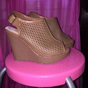 Tan wedges