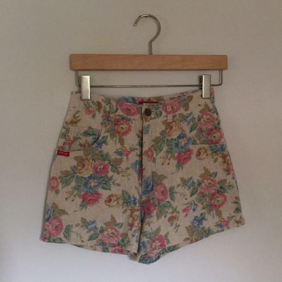 Floral high waisted shorts