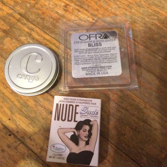 Eyeshadow bundle