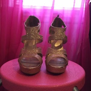 Glitter gold heels