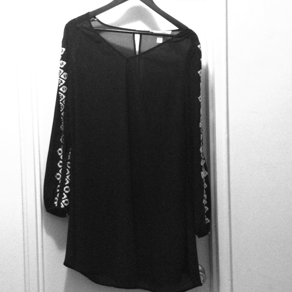 Black formal long sleeved Mini Dress