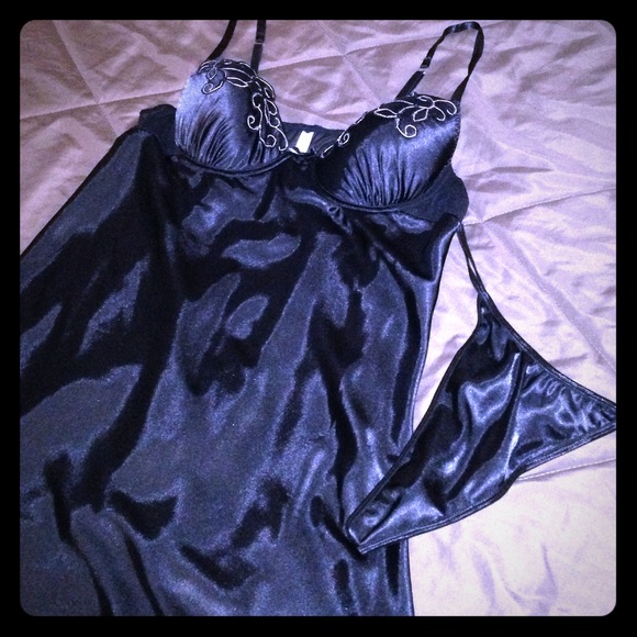 Lingerie set. NWOT.