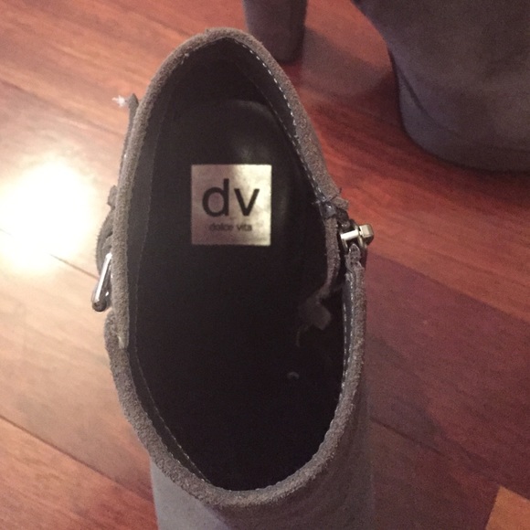 Dolce Vita suede booty heels - Picture 4 of 4