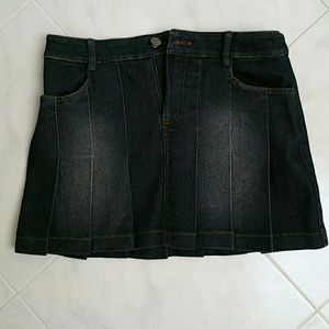 Denim pleated skirt