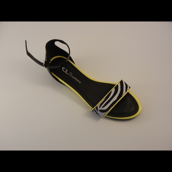 CL women safari sandals by Chinese Laundry - Picture 2 of 4