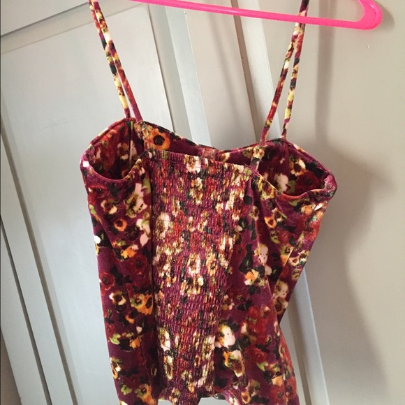 Velvet floral top - Picture 2 of 3