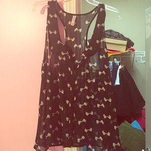Dressy Tank with bows on it