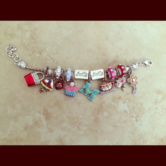 Charm bracelet