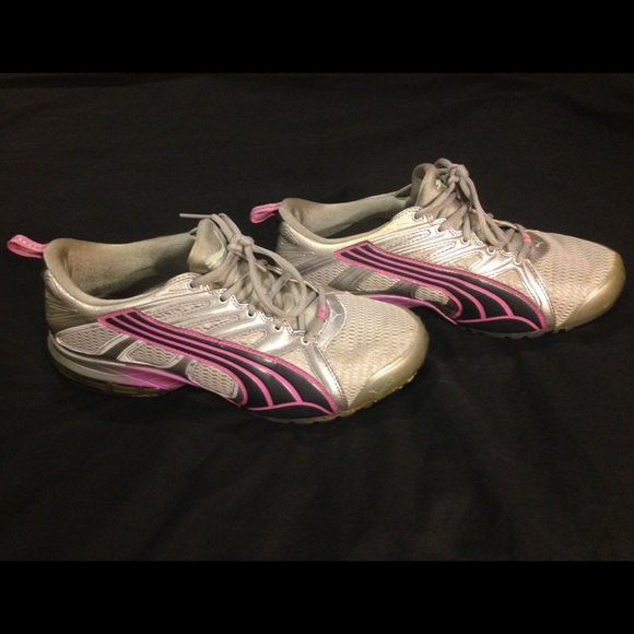 Women's Puma Shoes