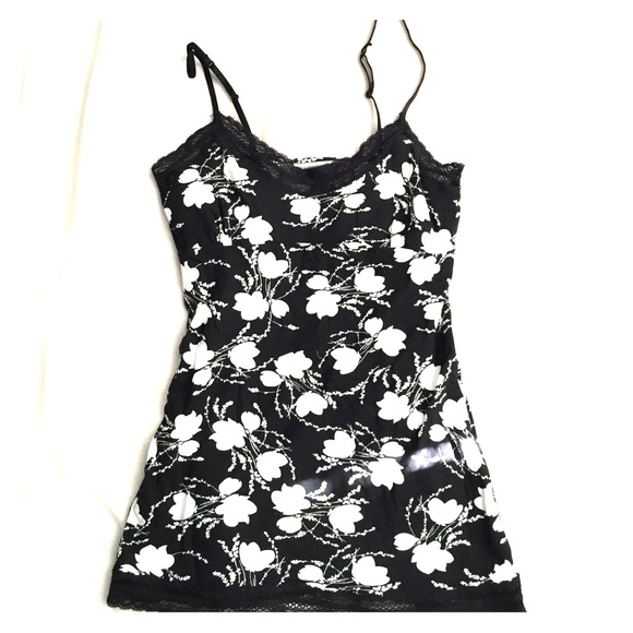 American Eagle Outfitters V-neck Tank Top
