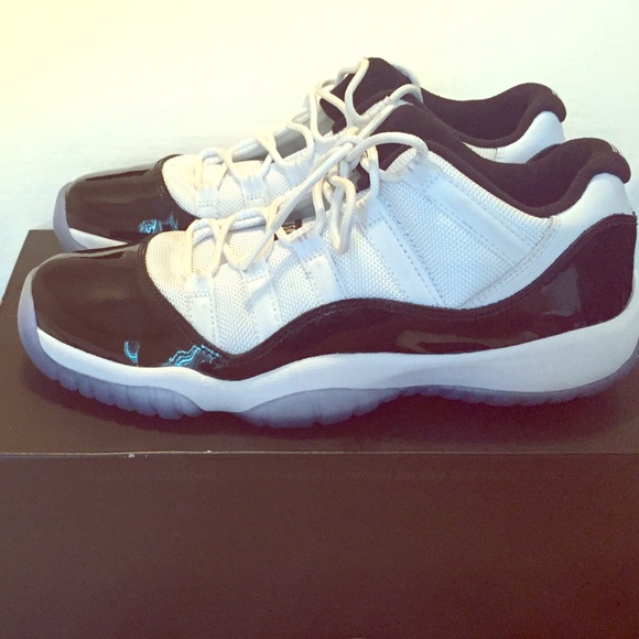 Air Jordan 11 Retro Low BG