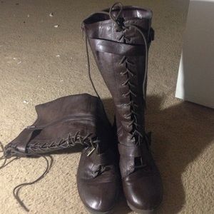 Brown boots