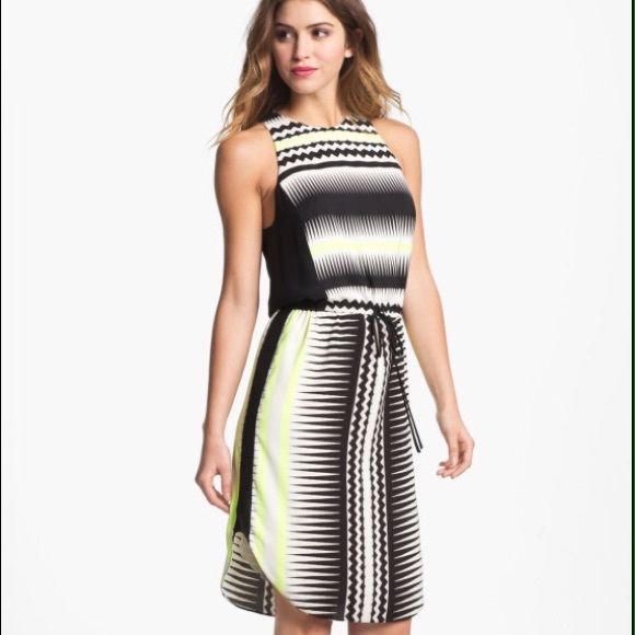 Adorable Vince Camuto Dress