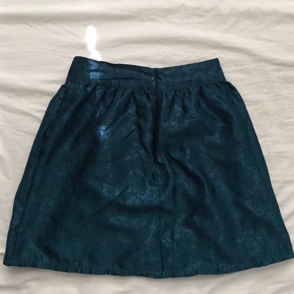 (Sold)Kimchi Blue High Waisted Pullon Skirt - Picture 3 of 4