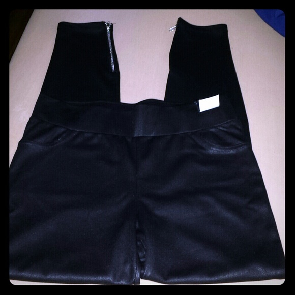 Faux leather leggings