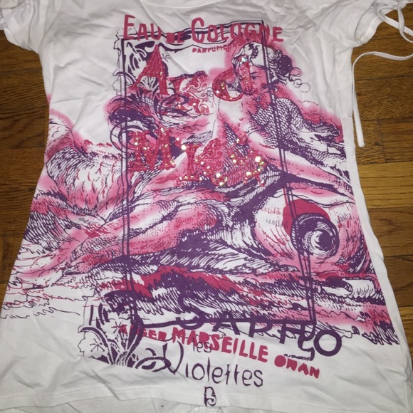 White tee - Picture 2 of 4
