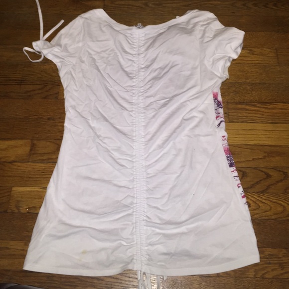 White tee - Picture 3 of 4