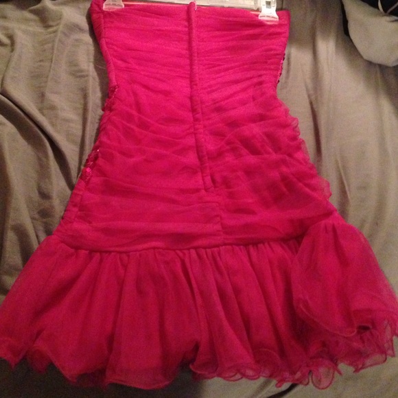 Homecoming dress - Picture 2 of 3