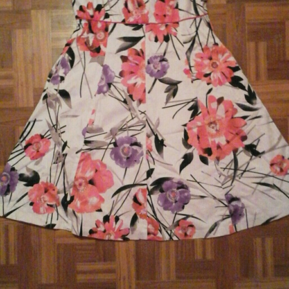 SOLD - Picture 3 of 4