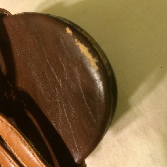 Brown sandals - Picture 2 of 3