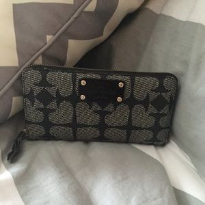 Kate Spade Wallet (authentic)
