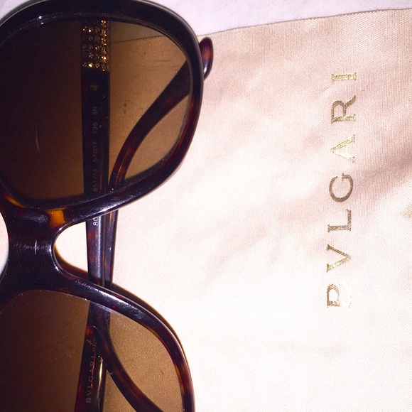 Bvlgari sunglasses LUX - Picture 3 of 3