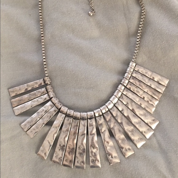 Statement necklace