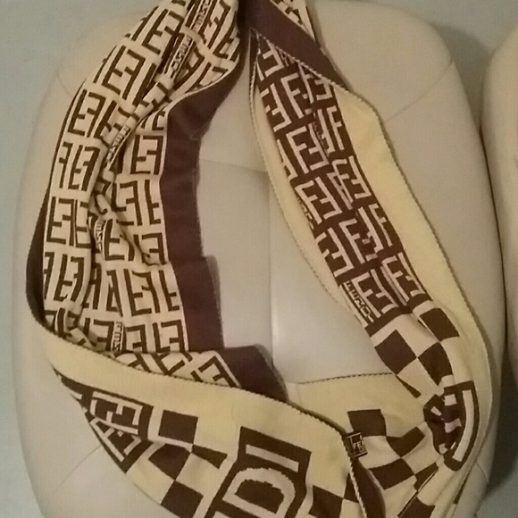 FENDI SCARF!!