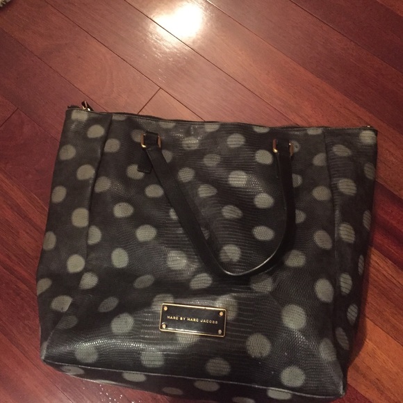 Marc Jacobs Take Me Embossed Lizzie Dots Tote - Picture 1 of 4