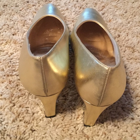 Life stride GOLD 👍🌞 - Picture 2 of 14