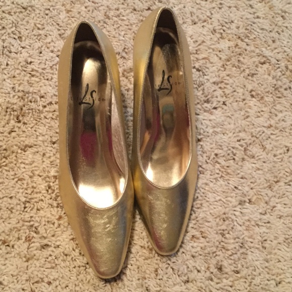 Life stride GOLD 👍🌞 - Picture 3 of 14