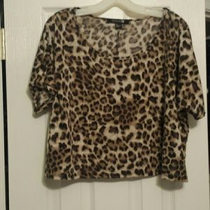Pretty leopard print top