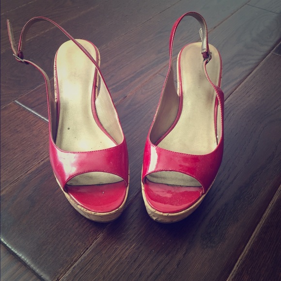 Marc fisher red leather wedges