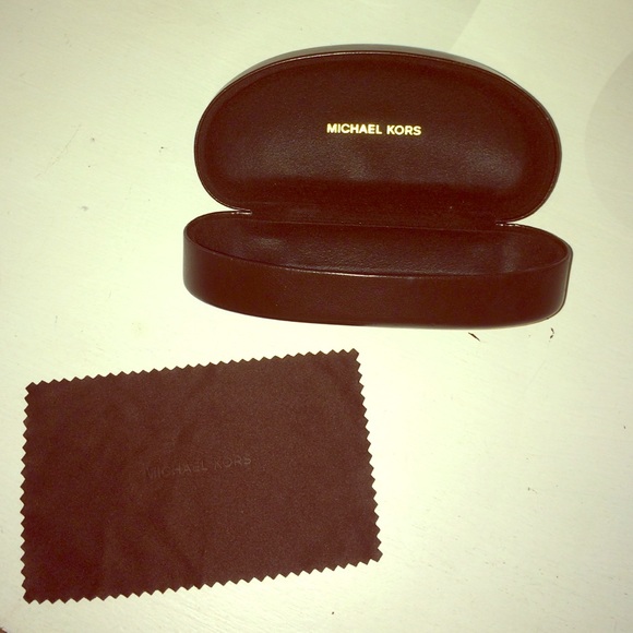 Michael Kors glass case
