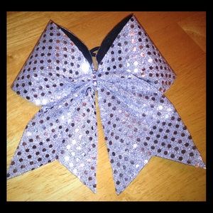 Cheer bow- handmade never worn