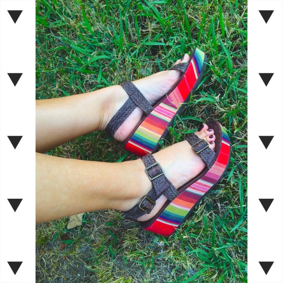 roxy platform sandals