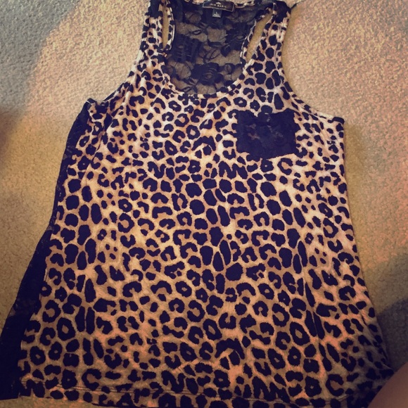 Pretty cheetah print tank top