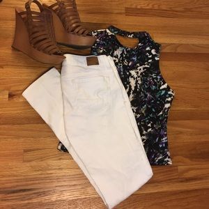 White American Eagle Jeans