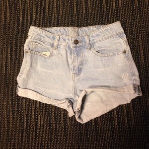 Delia High Wasted Shorts