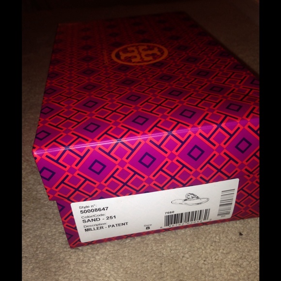 Tory Burch shoe box